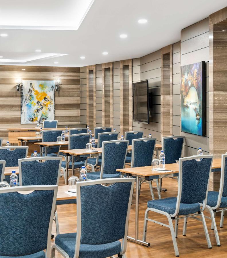 Radisson Blu Hotel, Istanbul Sisli Exterior photo Meeting room